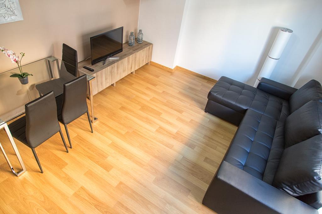 Apartamento Eursu Centro Con Piscina Málaga Eksteriør bilde